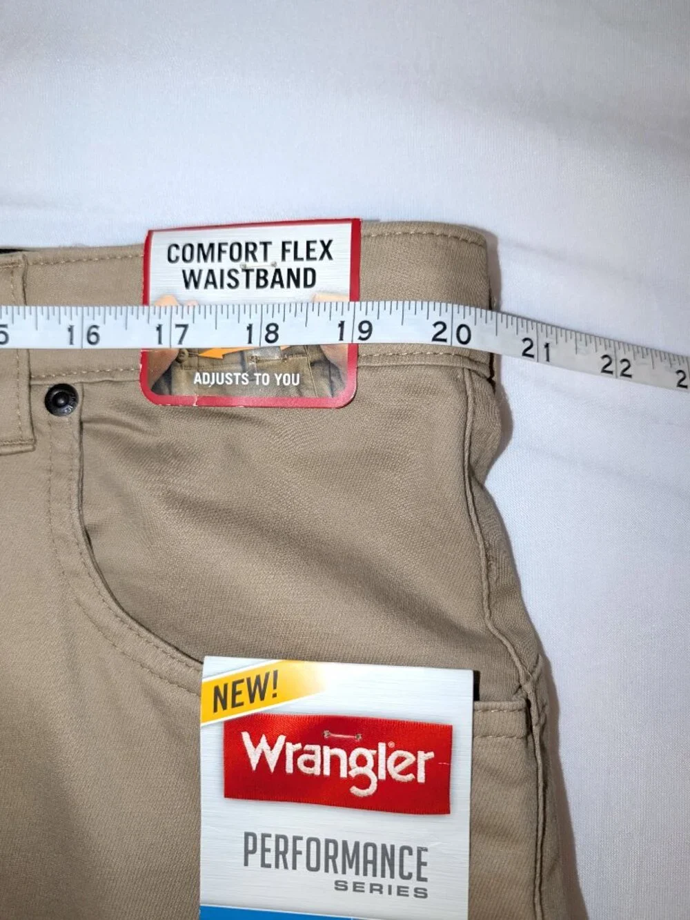 NWT Wrangler Men's | 40x32 Straight Fit Performance Series Khaki Tan Pants